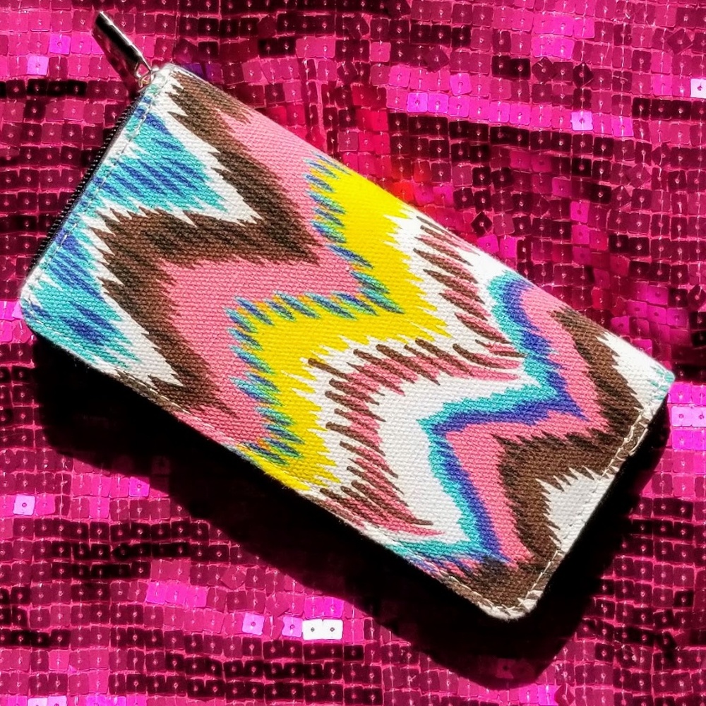 Colorful Wavy Print Multi Pocket Wallet